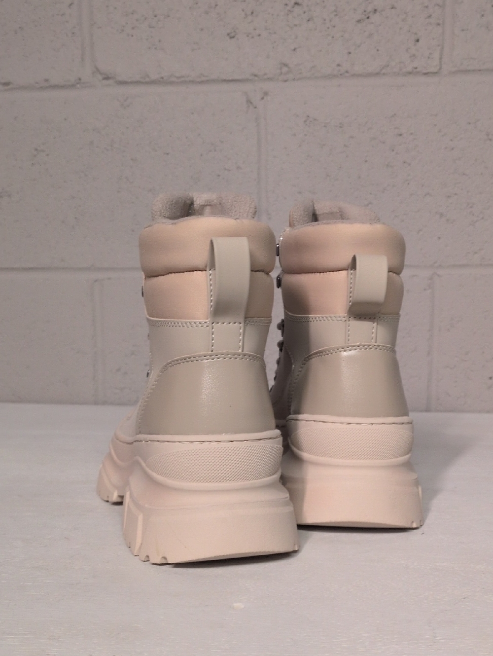 Nine West Budde Lace-Up Lug Sole Women's Combat Boots, Size 8, NWOT, Gorpcore - Picture 2 of 8